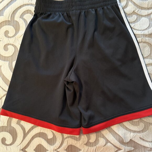 Youth Adidas Shorts Size Medium (10/12) Black with White Stripes Red Trim Soccer - Picture 5 of 6